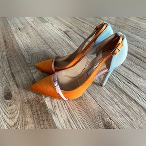 Oscar de la Renta heels in perfect condition 🍊